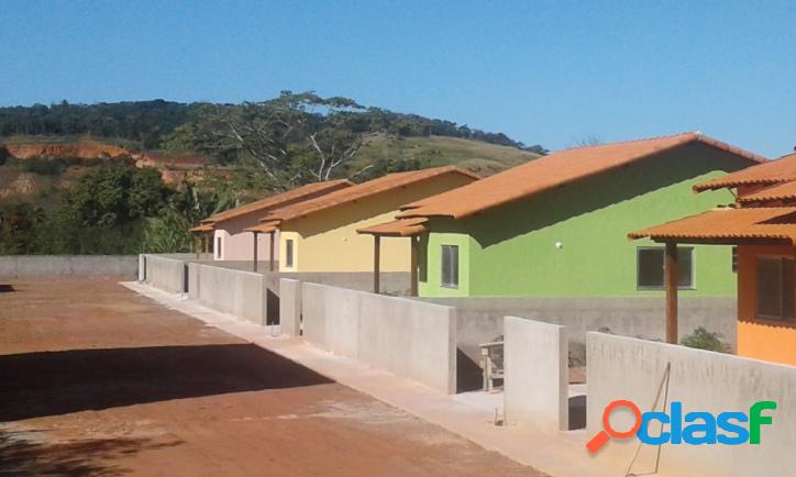 Linda Residência 3 Quartos em Condomínio