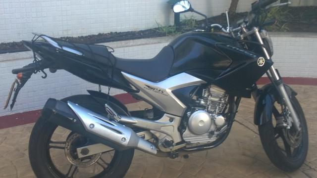 Moto Fazer