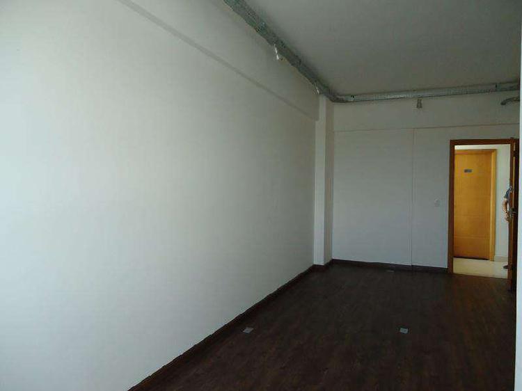 Sala, Caiçaras, 1 Vaga