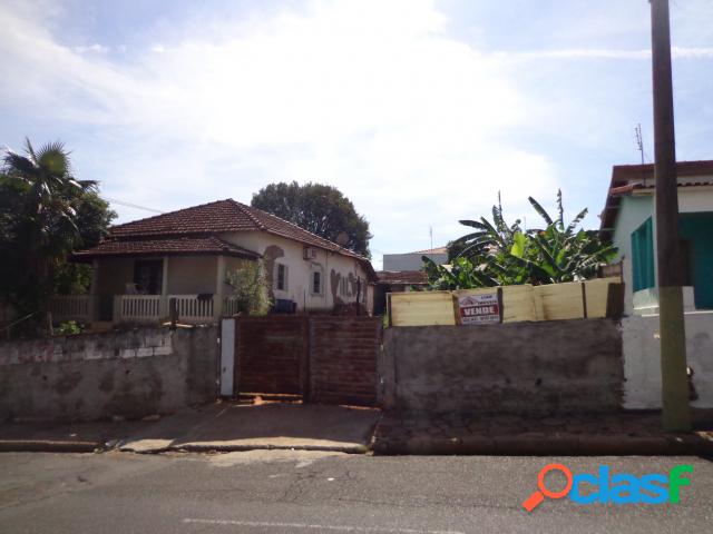 Terreno - Venda - TAQUARITINGA - SP - VILA SARGI