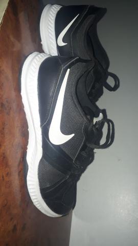 Tênis Nike/ Umbro