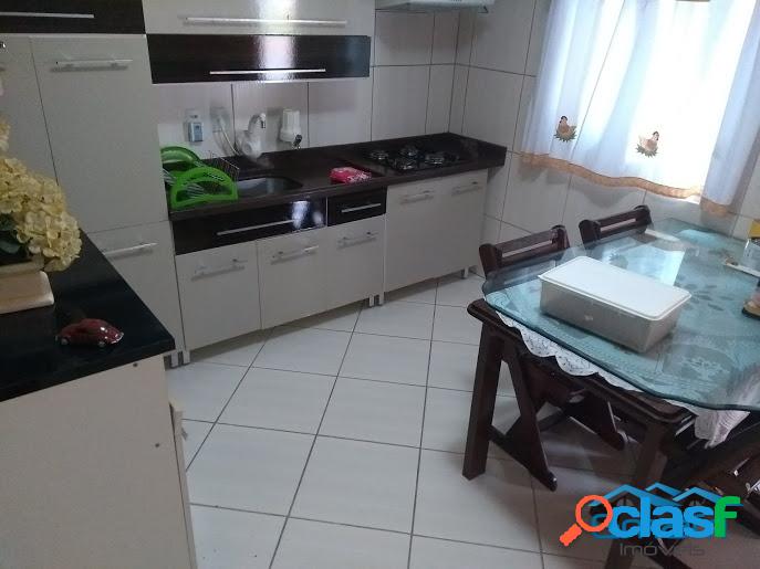 Vende-se casa a 500 da prefeitura de Jaraguá do Sul SC