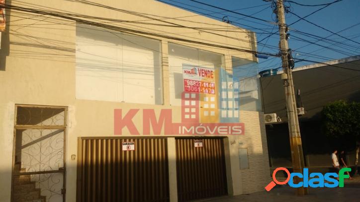 Vende-se excelente duplex próximo à Concessionária Honda