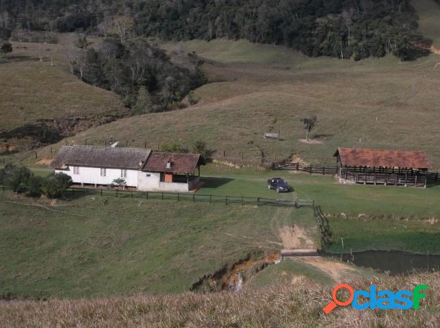 Vende-se fazenda em Witmarsum SC.