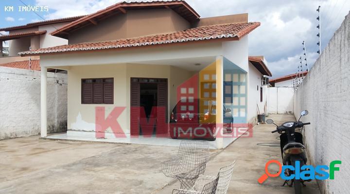 Vende-se ou aluga-se casa na movimentada Antonio Vieira de