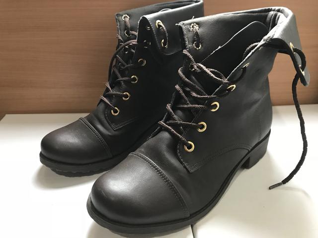 Vendo Bota cano curto