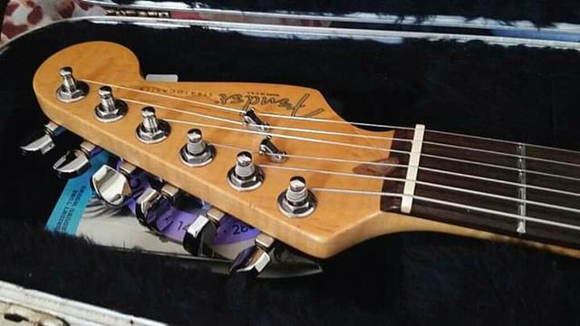 Fender Stratocaster Americana 