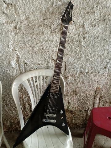 Guitarra flying v strinberg