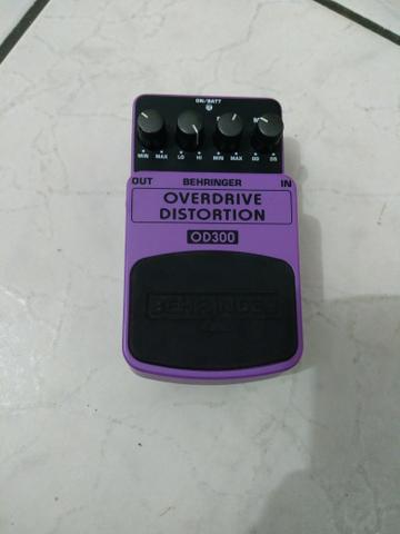 Pedal Behringer overdrive distortion aceito pedais