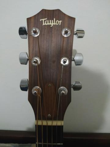 Violão Taylor 114e