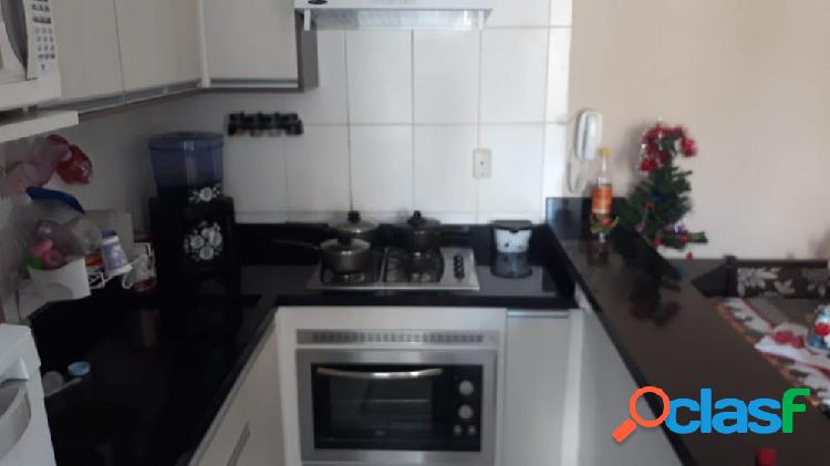 Apartamento 2 Dormitórios com sacada 44 m² - Apartamento a