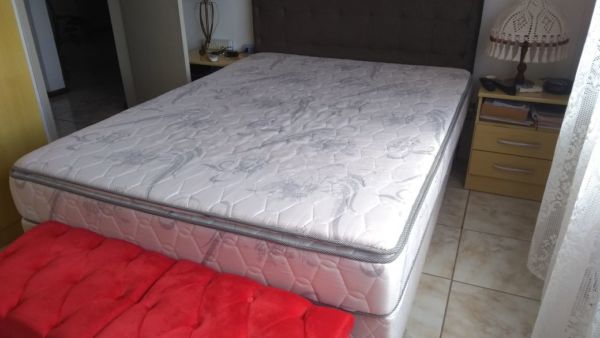 Cama Box com Colchão de Casal