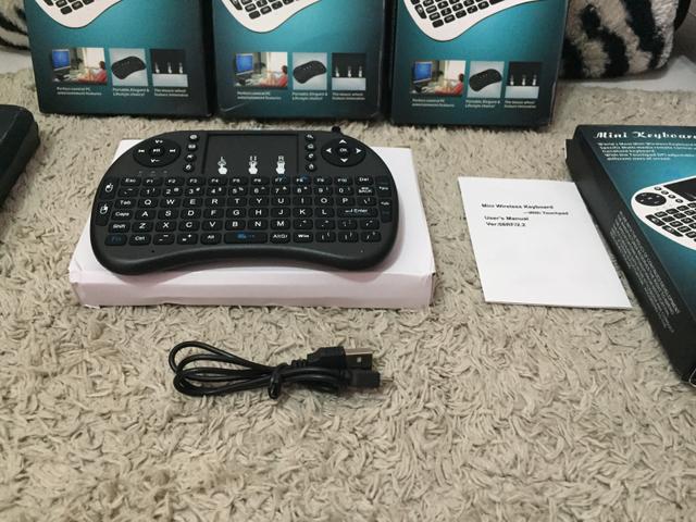 Mini teclado wireless com mouse, ideal para tv box, smart