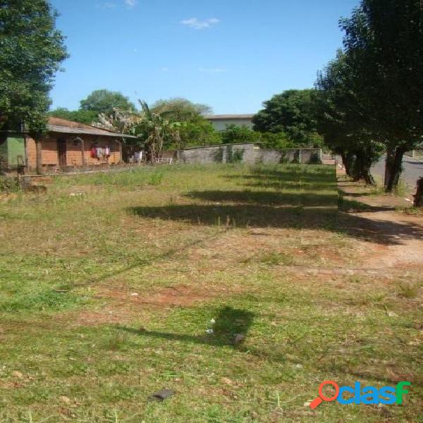 Terreno de Esquina Residencial/Comercial - Terreno a Venda