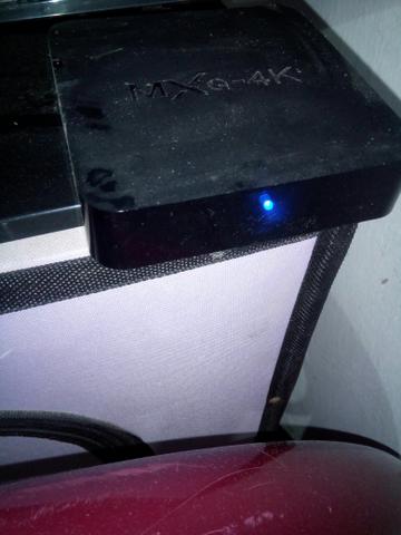 Vende se tv box (leia o anúncio)