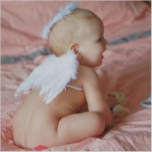 Asa Anjo Bebê Ensaio Newborn Com Aureola Na Cabeça