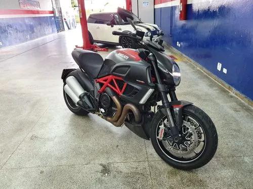 Moto Ducati Diavel Carbon Abs 2012