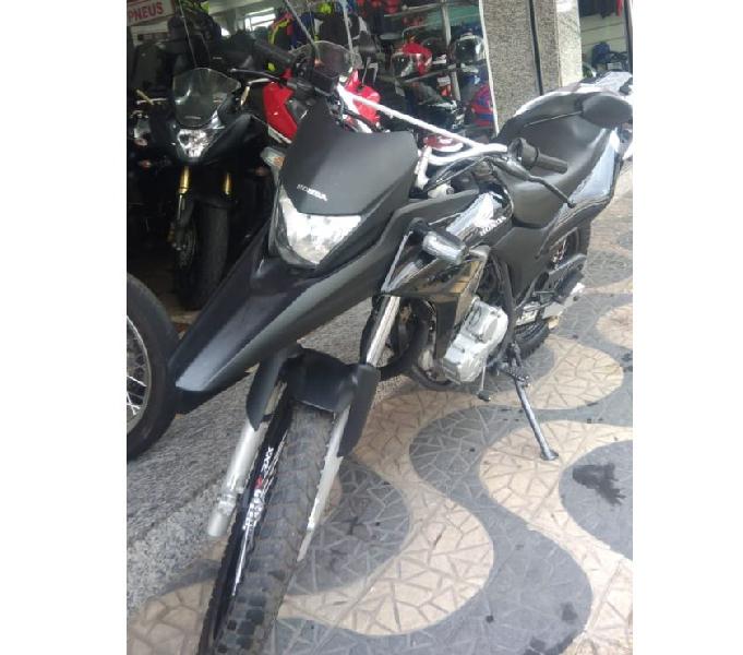 XRE 300 preta 2013 moto revisada e muito nova R$11.000