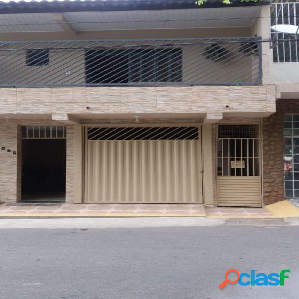 APARTAMENTO - Apartamento para Aluguel no bairro Centro -