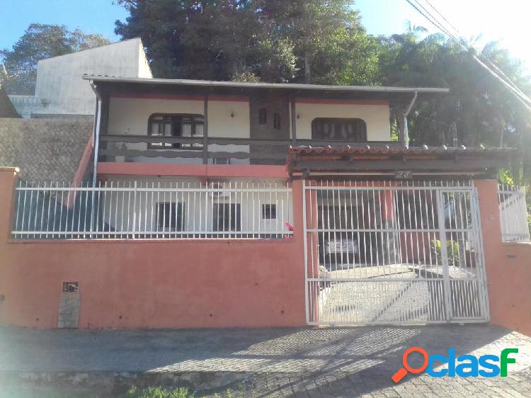 Casa - Casa a Venda no bairro Asilo - Blumenau, SC - Ref.: