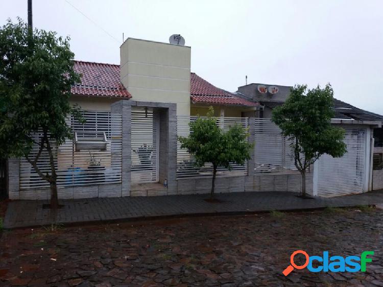 Casa a Venda no bairro Bandeira - Marmeleiro, PR - Ref.: