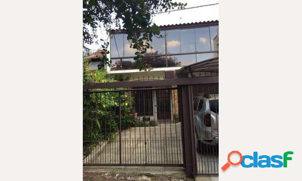 Casa a Venda no bairro Petrópolis - Porto Alegre, RS -