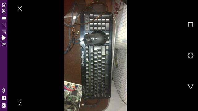 Teclado e fone Razer