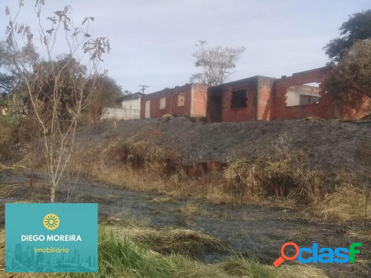 Terreno em Atibaia com 4.060 m² área total