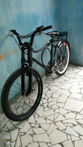 Vendo esta bicicleta linda obs troco em algo do meu