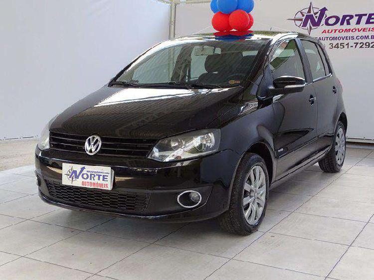 Volkswagen Fox 1.0 MI Total Flex 8v 5p