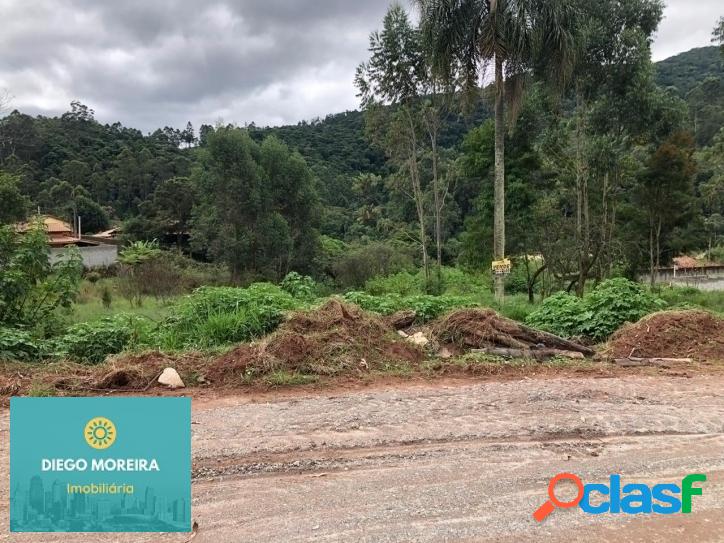 Terreno em Terra Preta, estuda proposta com carros.