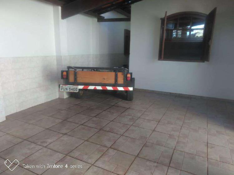 Casa, Conjunto Confisco, 3 Quartos, 2 Vagas, 1 Suíte