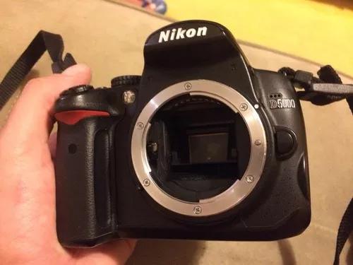 Câmera Nikon D5000