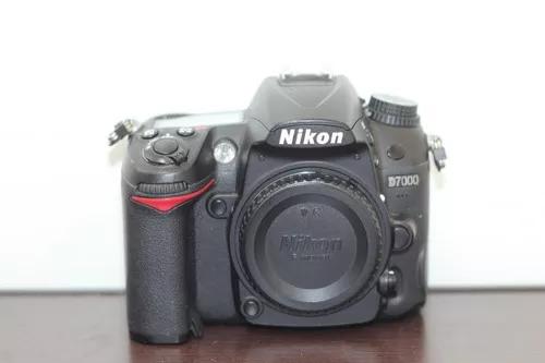 Câmera Nikon D7000 Com Bateria E Carregador