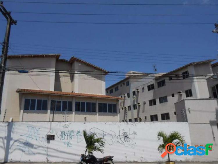Apartamento com 2 dorms em Fortaleza - Antônio Bezerra por