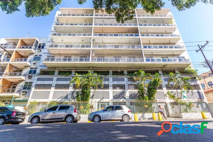 Apartamento com 2 dorms em Rio de Janeiro - Ramos por 309