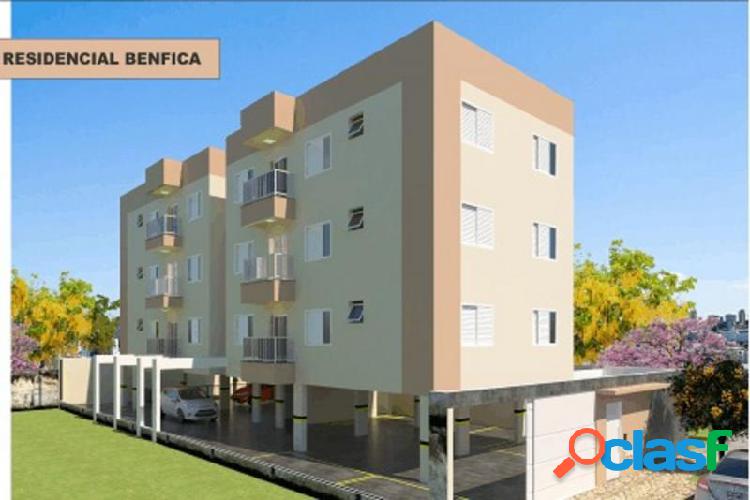 Apartamento com 2 dorms em Uberlândia - Tubalina por 130