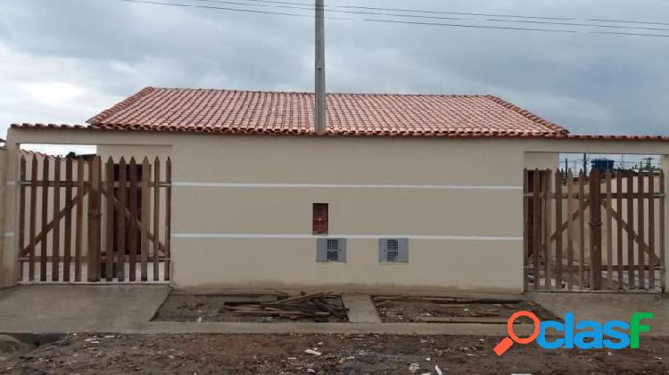 Casa com 2 dorms em Mongaguá - JD Praia Grande por 150 mil