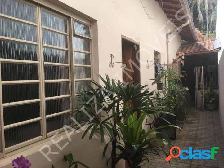 Casa com 3 dorms em Poços de Caldas - Centro por 1.95