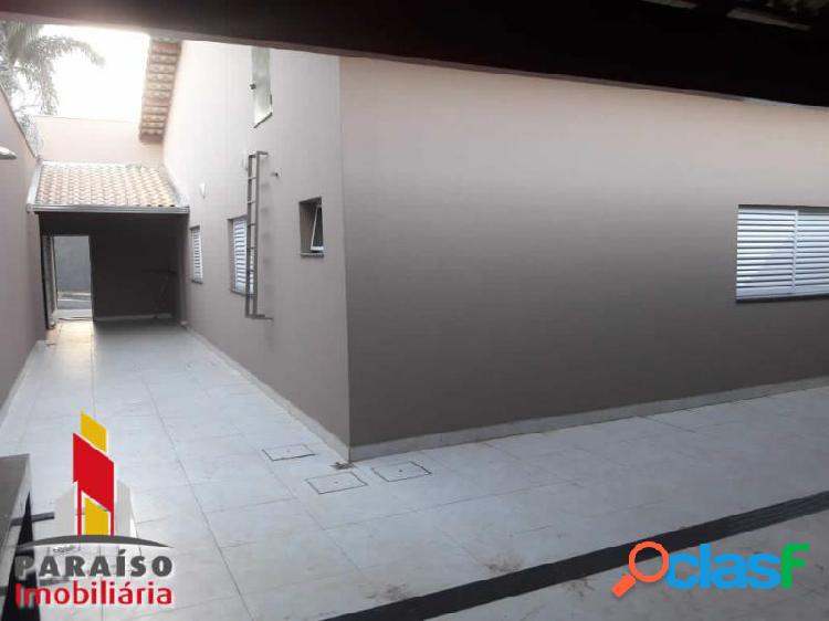 Casa com 4 dorms em Uberlândia - Bosque dos Buriti por 600