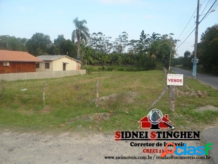 Excelente terreno amplo de esquina, com frente para rua