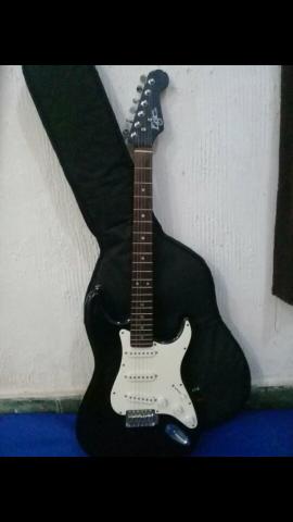 Guitarra Eagle Nova sts001