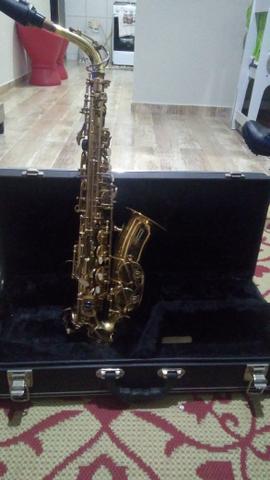 Saxofone alto