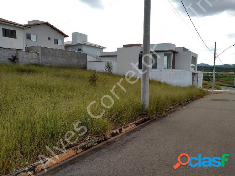 Terreno com 231 m2 em Varginha - Treviso por 120.000,00 à