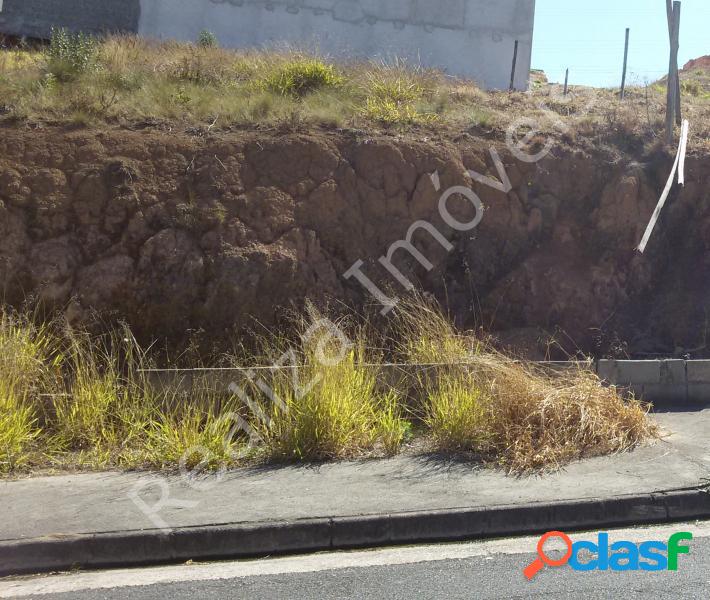 Terreno com 329 m2 em Poços de Caldas - Residencial