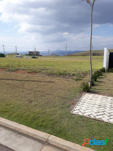 Terreno com 450 m2 em Juiz de Fora - São Pedro por 260 mil