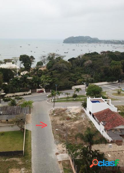 Terreno com 473 m2 em Penha - Armação por 520 mil à venda