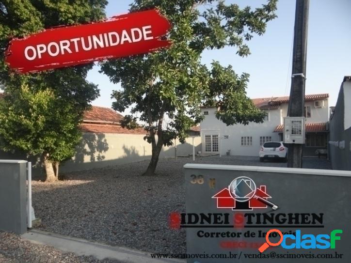 Ótima oportunidade! Sobrado com 03 dormitórios, em Bal.