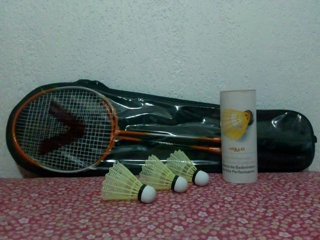 Kit Badminton Vollo 2 Raquetes + Capa + 3 Petecas