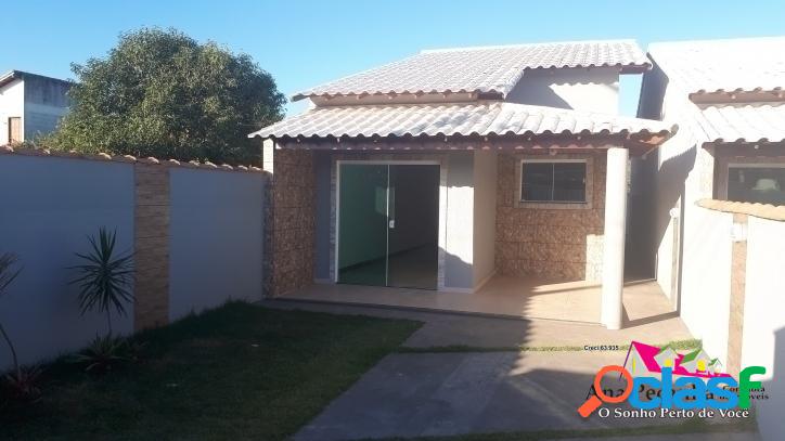 Casa a venda, 2 dormitórios em Itaipuaçú!